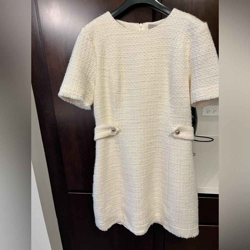 Knee length white tweed dress with belt-Size M